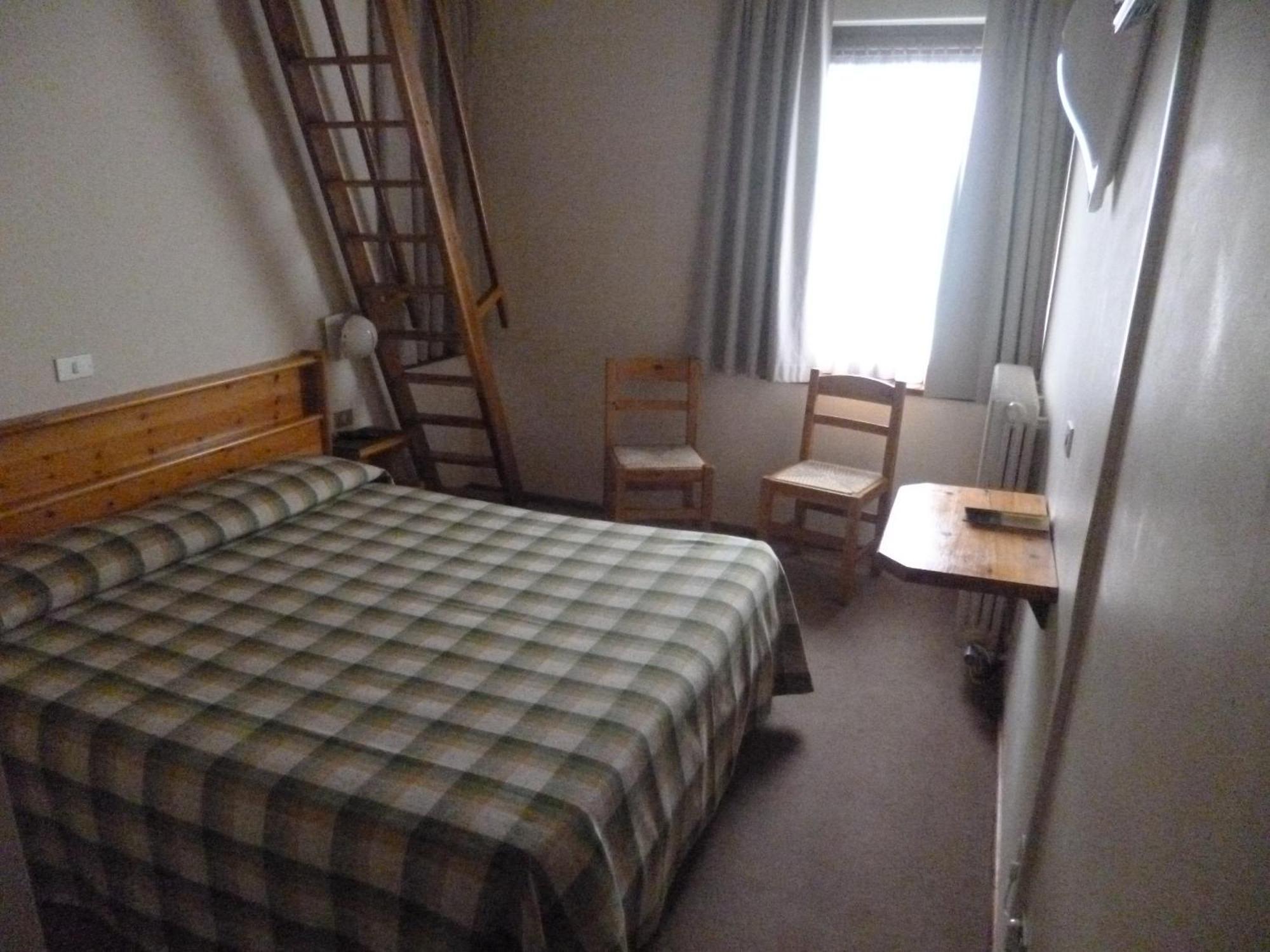 Hotel Valdotain Villeneuve Room photo